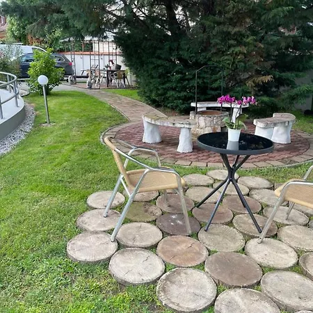 Diamant Apartmanhaz *