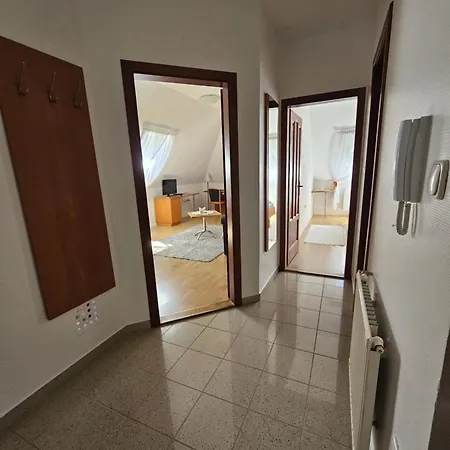 Apartment Diamant Apartmanhaz Eger
