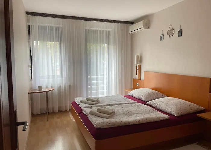 Diamant Apartmanhaz Apartment Eger