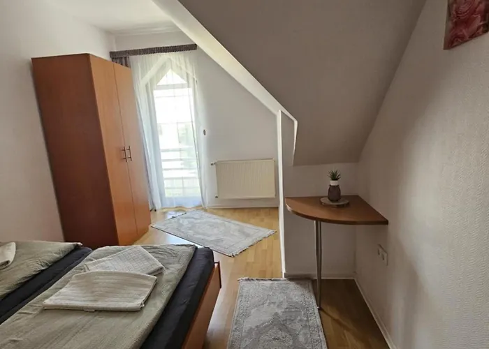 Apartment Diamant Apartmanhaz Eger